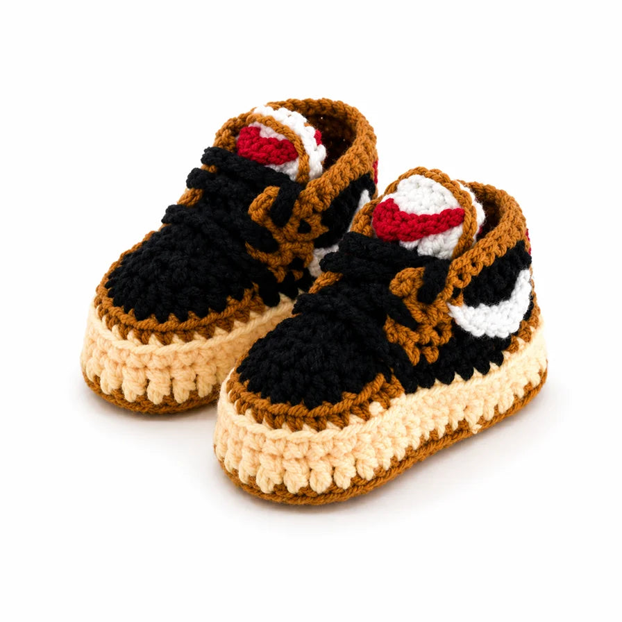 Kraamcadeau Set Jongetje, 2 paar gehaakte babysneakers